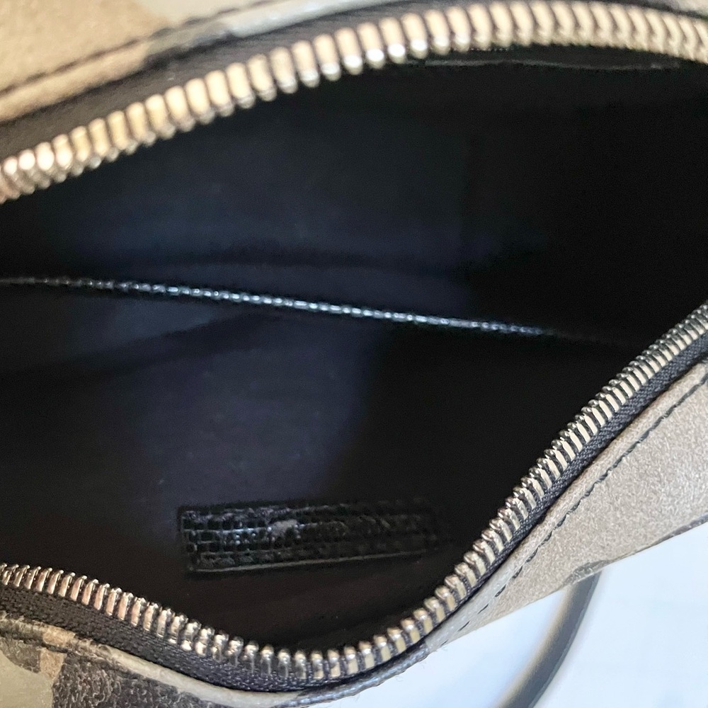 G.I.L.I camo crossbody bag - Picture 11 of 13